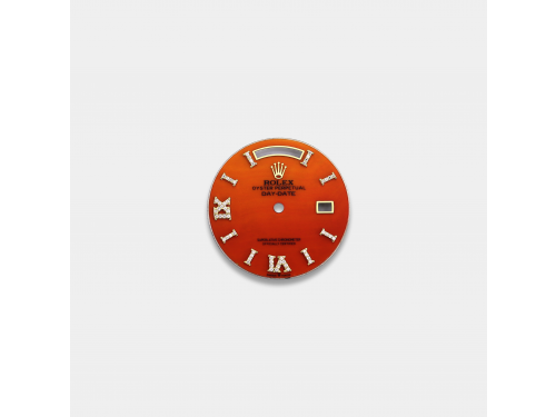롤렉스 데이데이트 36mm 커스텀다이얼 홍옥수(Carnelian) 다이얼 옐로골드용 로만 다이아 인덱스