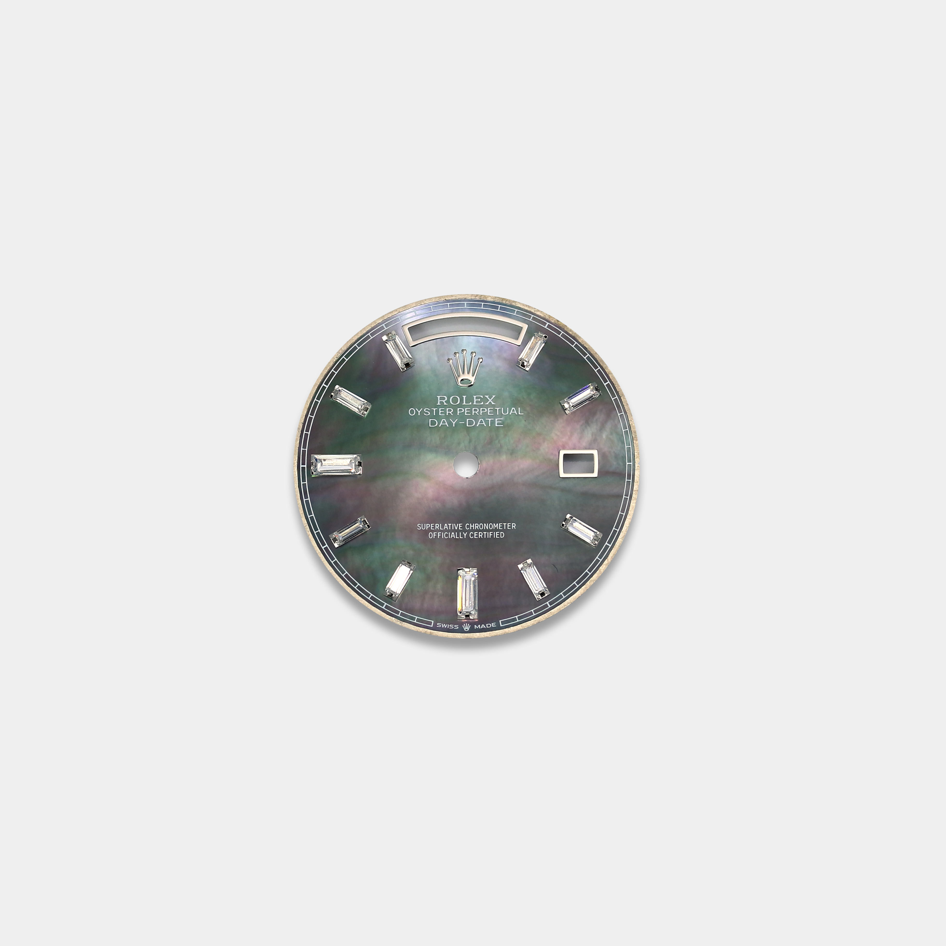 롤렉스 데이데이트 40mm 커스텀다이얼 흑자개(Tihitian MOP) 다이얼 화이트골드용 바게뜨 다이아 인덱스